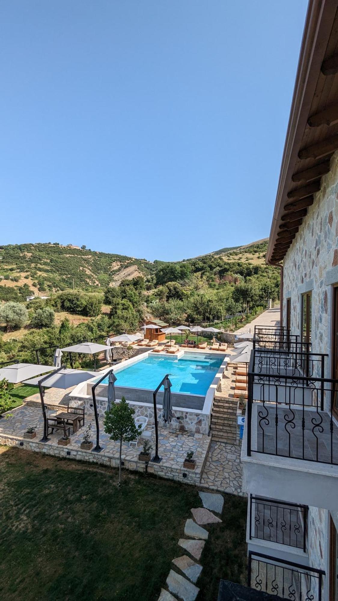 Hotel Gle-Alb Agrotourism Tepelene Zewnętrze zdjęcie