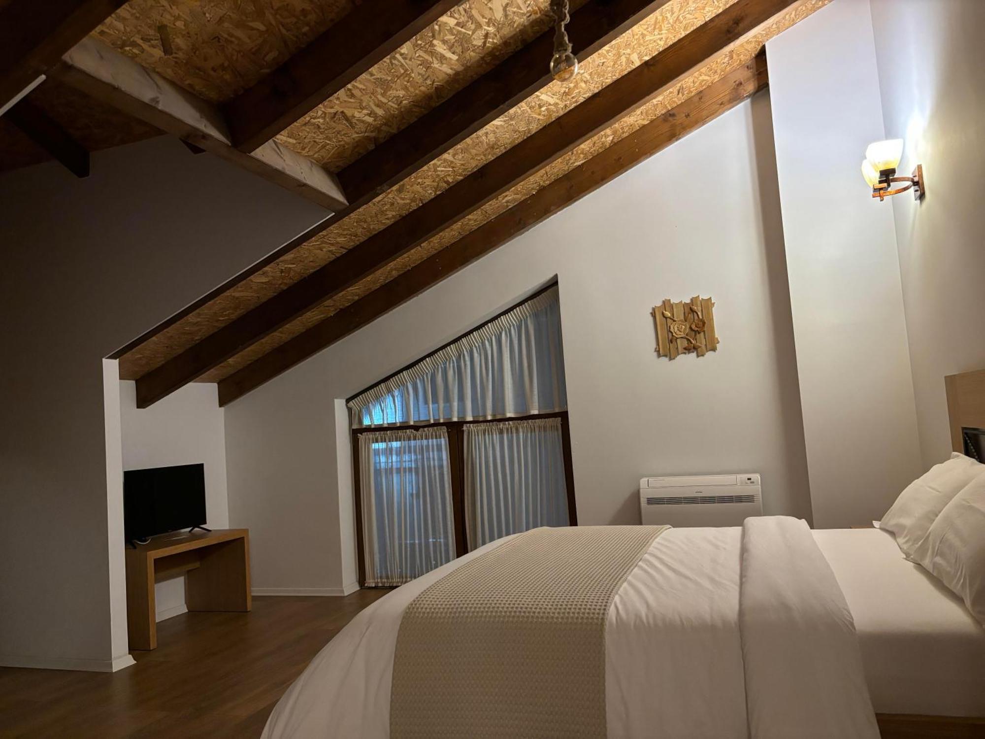 Hotel Gle-Alb Agrotourism Tepelene Zewnętrze zdjęcie