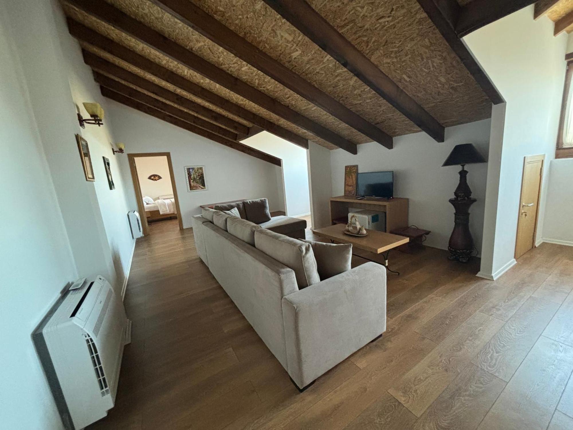 Hotel Gle-Alb Agrotourism Tepelene Zewnętrze zdjęcie