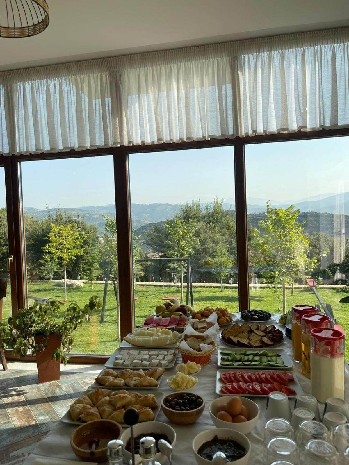 Hotel Gle-Alb Agrotourism Tepelene Zewnętrze zdjęcie